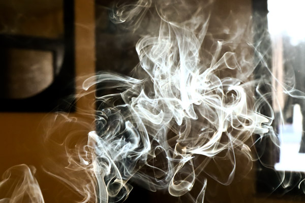 Cigarette smoke odor removal in Burbank, CA home